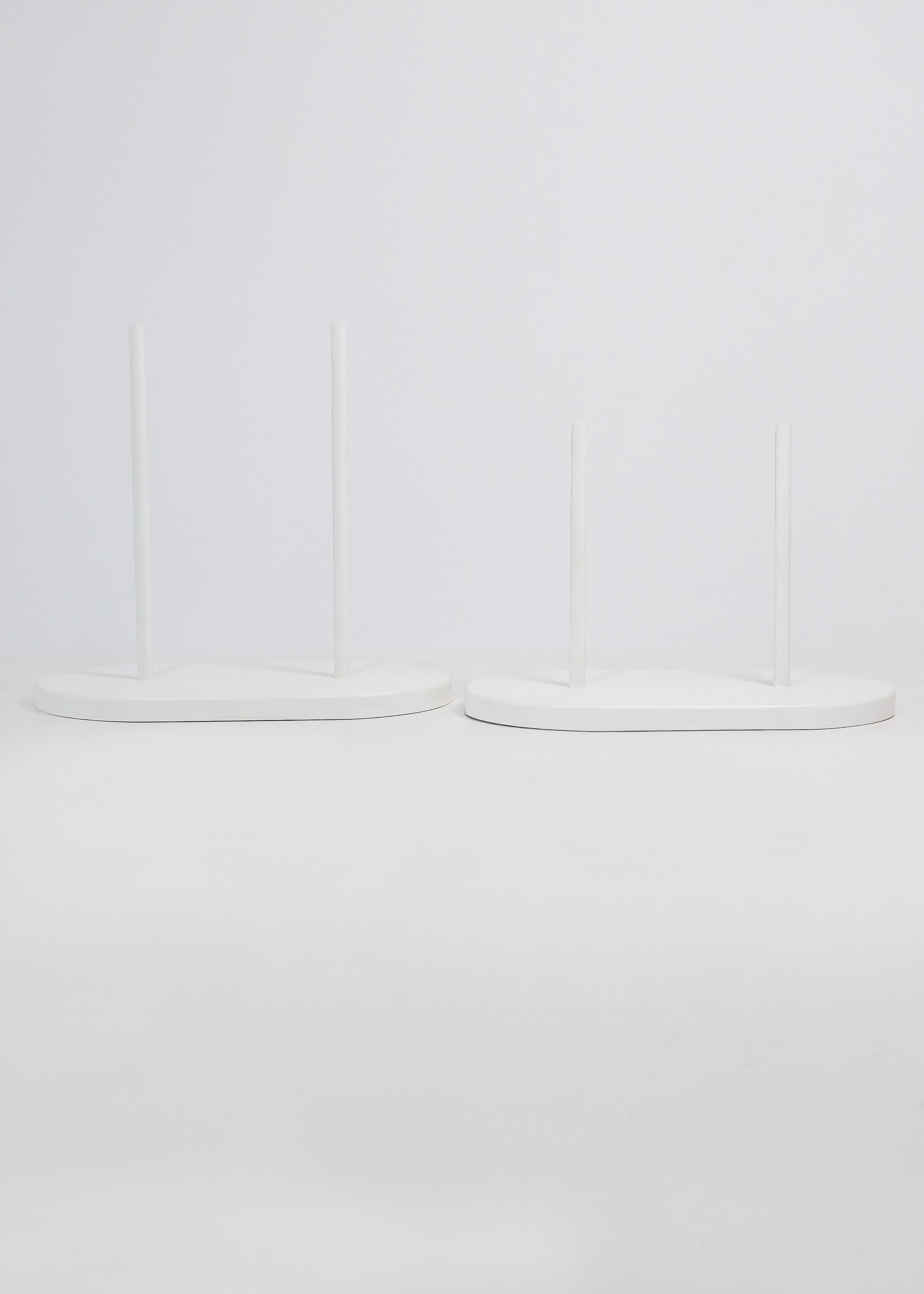 Medium White Pill Prong Stand