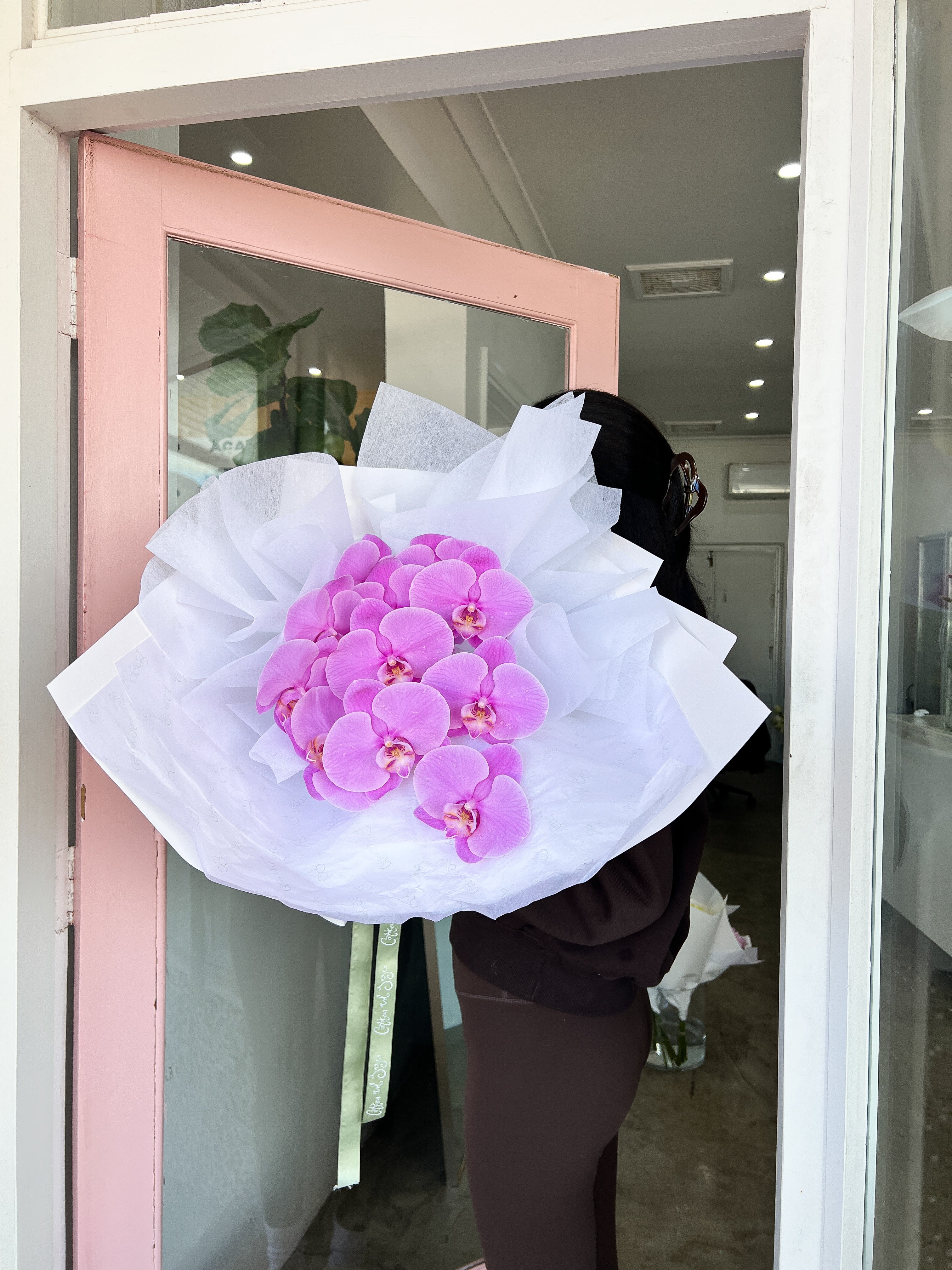 Bouquet of Orchids En Masse