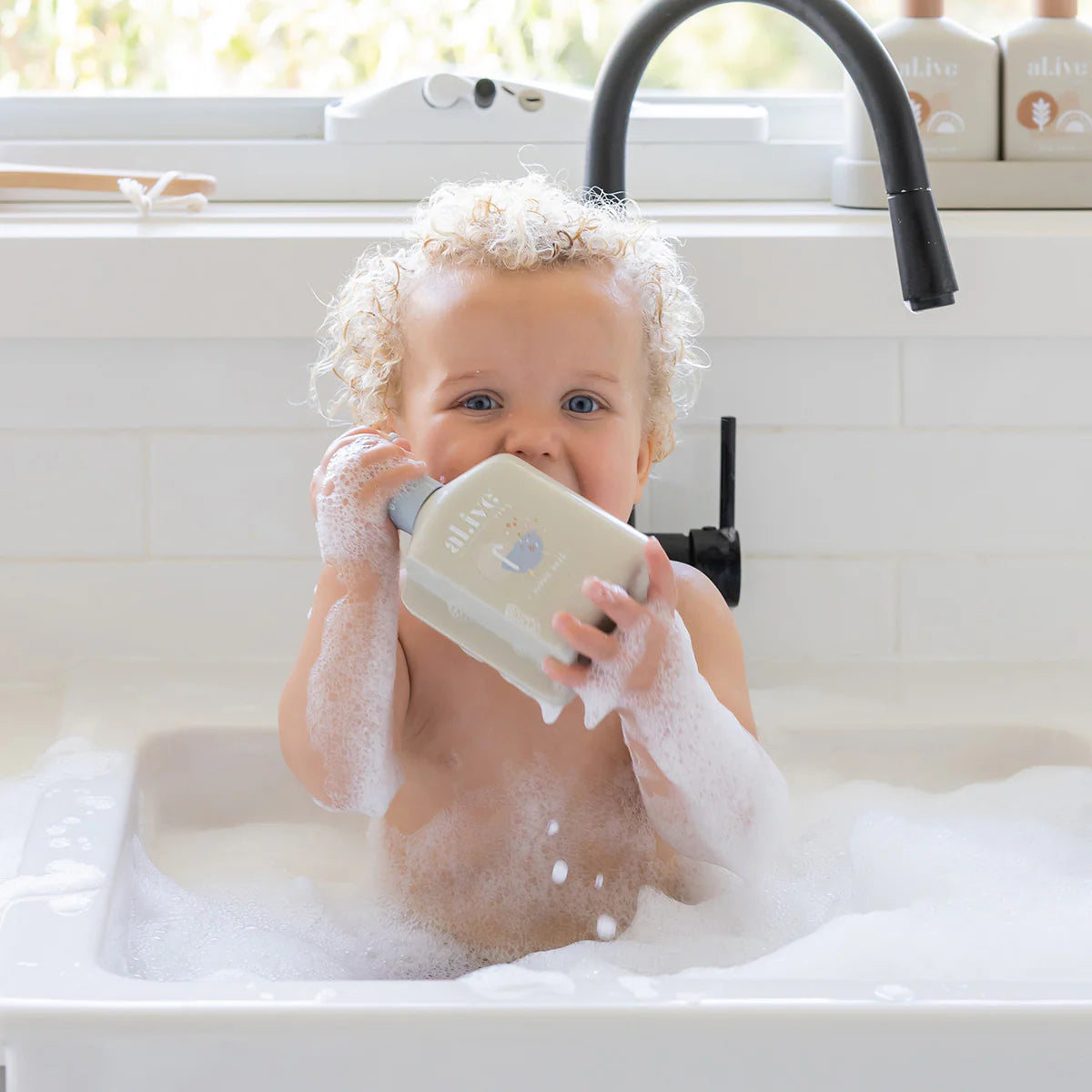 a.live Body - Apple Blossom Baby Bubble Bath