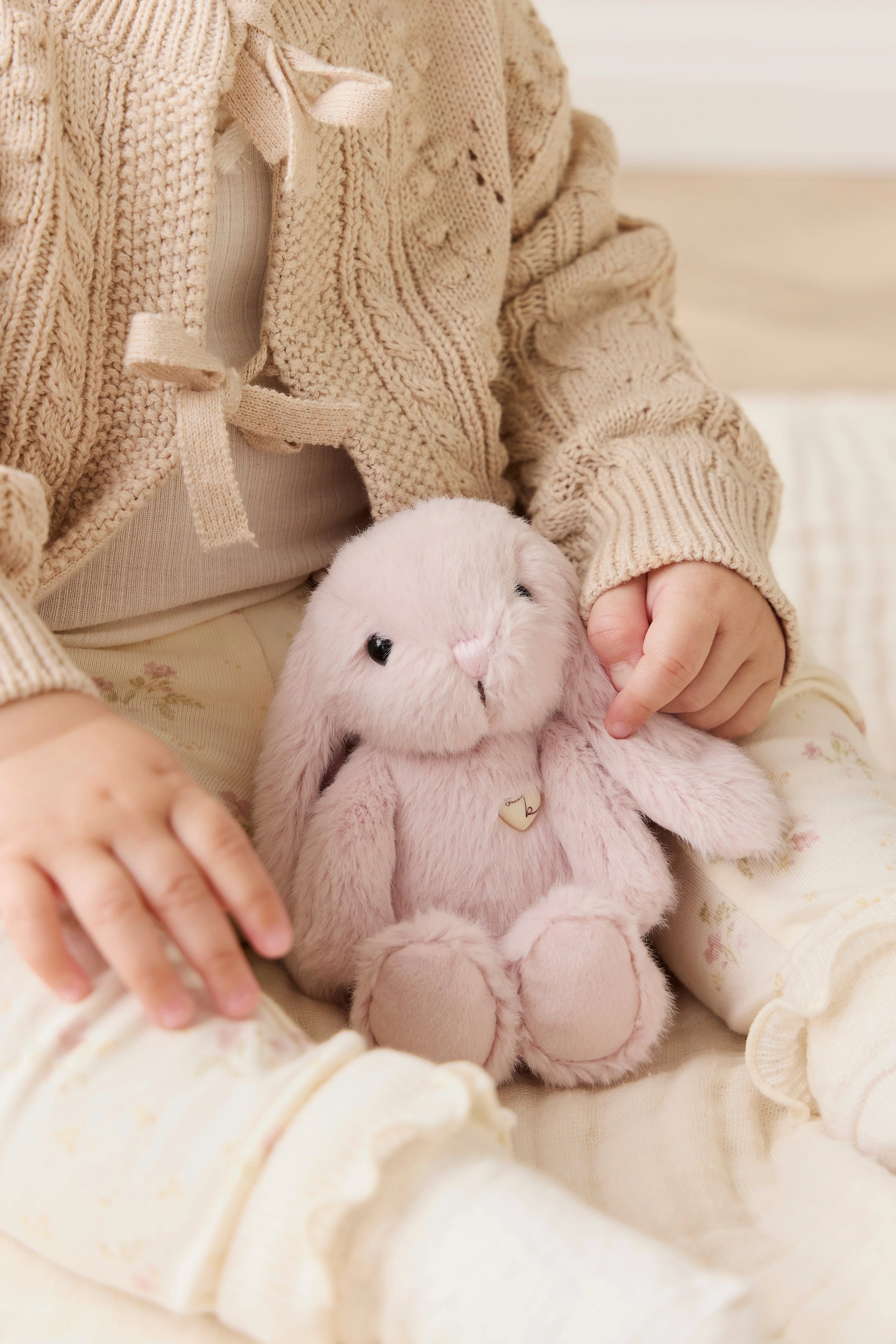Snuggle Bunnies - Little Penelope Blossom