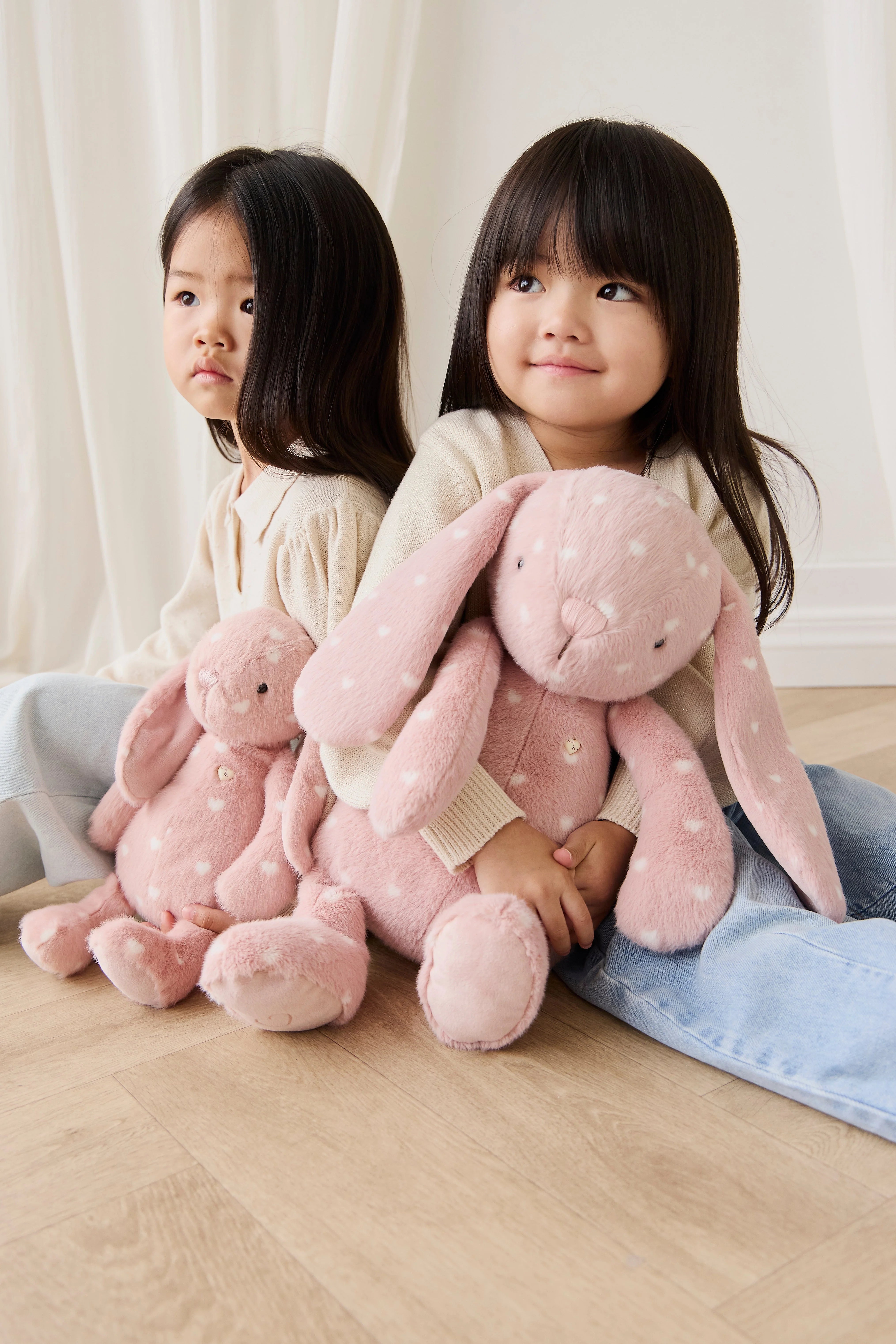 Snuggle Bunnies - Penelope Little Love