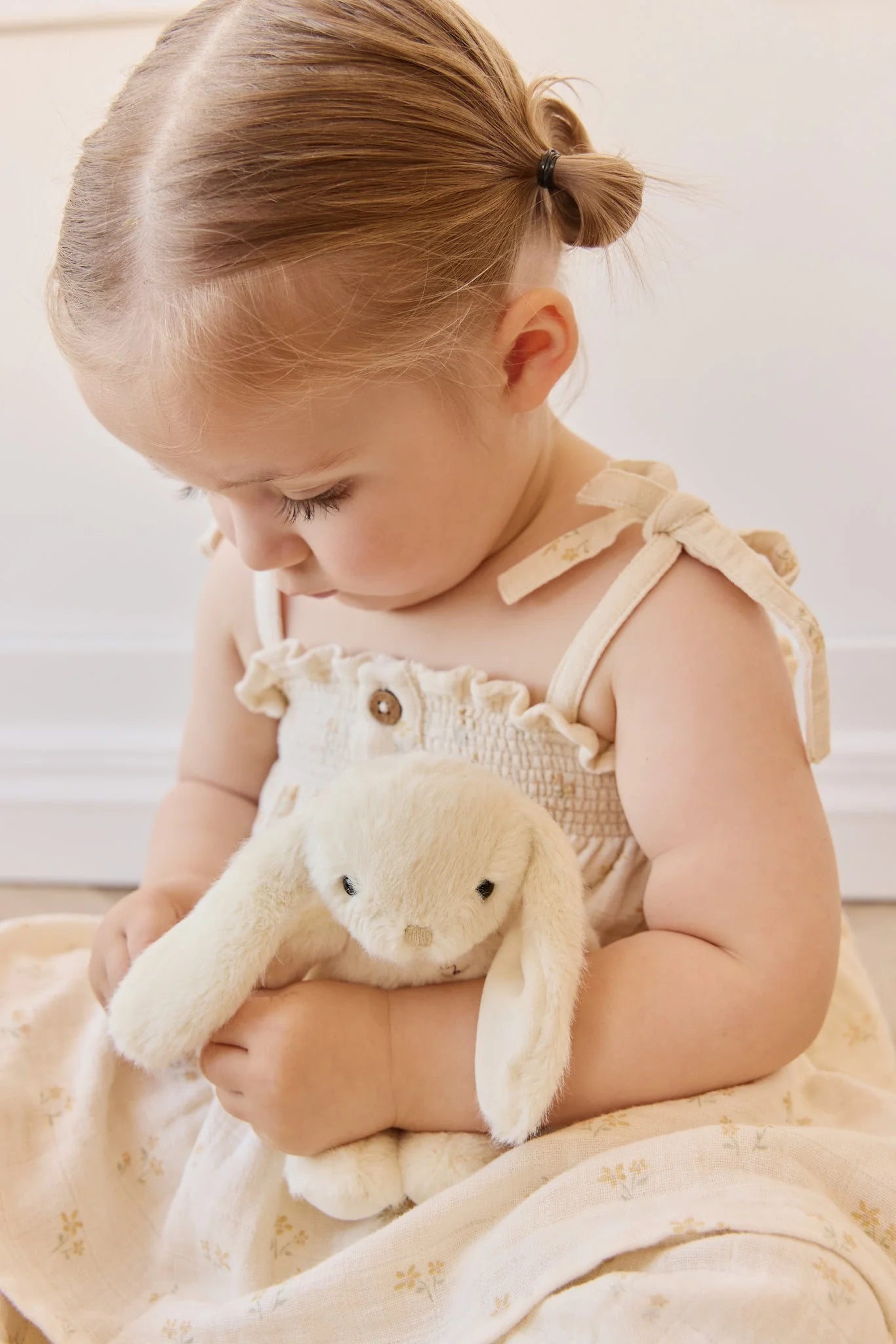 Snuggle Bunnies - Little Penelope Sunshine